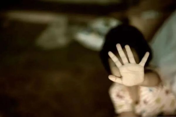 polres cirebon kota pastikan pencarian pelaku pencabulan anak tiri terus dilakukan 72268