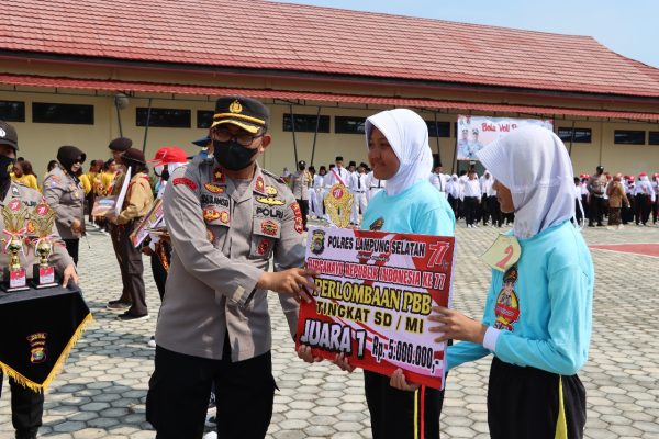 polres lampung selatan melaksanakan lomba pbb dalam rangka memperingati hut ri ke 77 48993 1