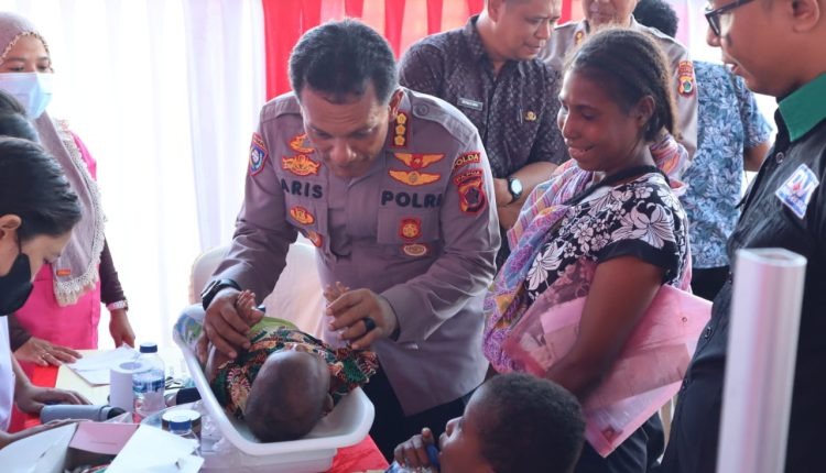polres mimika gandeng dinkes mimikia buka pelayanan kesehatan gratis 56189