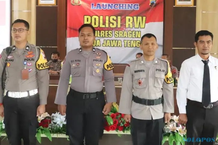 polres sragen terjunkan 139 polisi rw di 12 kelurahan 58931