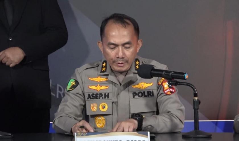 polri ambil sampel dna wni overstayer dan anak tidak terdokumentasi di uea 59842