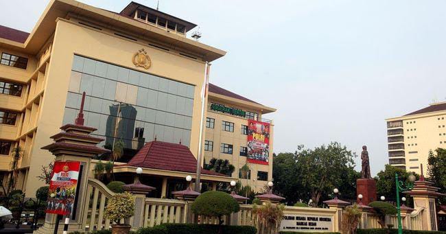 polri perpanjang masa jabatan brigjen endar priantoro di kpk 56245