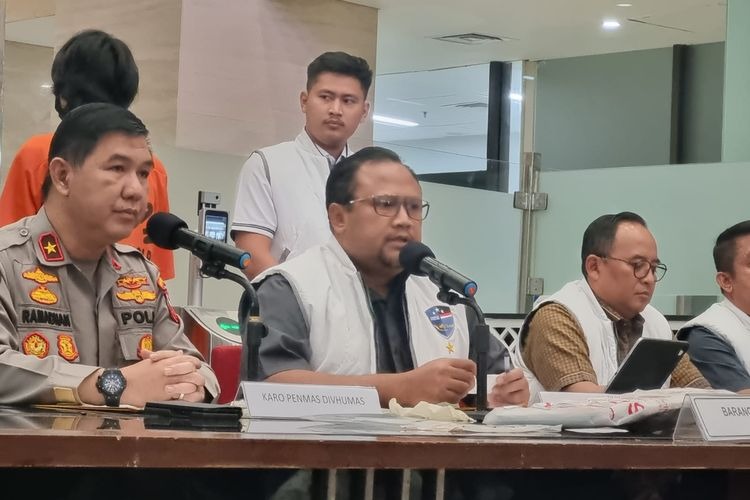 polri siapkan aplikasi untuk melaporkan hp dengan imei ilegal 62192