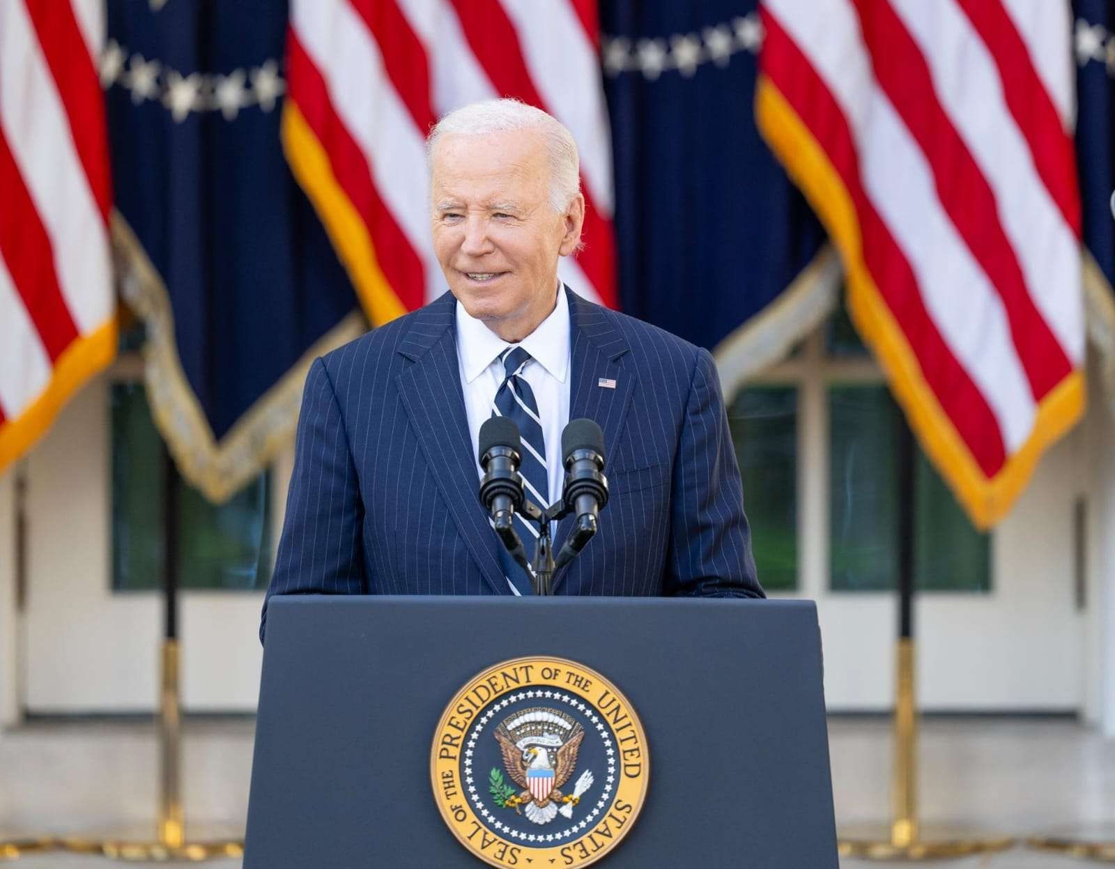 presiden amerika serikat joe biden berikan grasi hukuman ribuan tahanan 81862