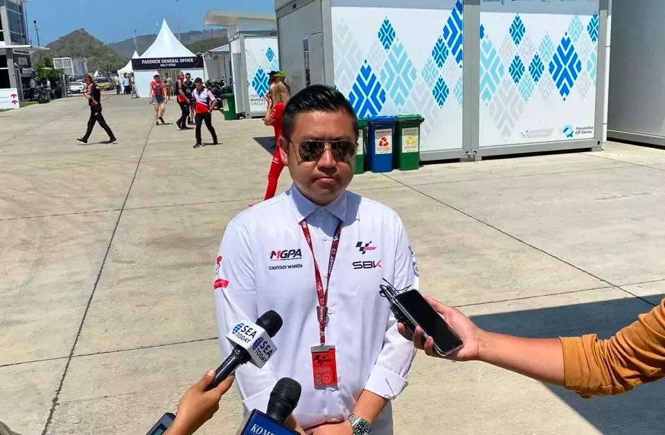 presiden jokowi batal hadir di motogp mandalika 2023 64863