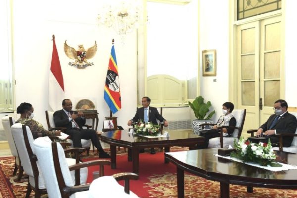 presiden jokowi bertemu raja eswatini bahas peningkatan kerja sama ekonomi 49209