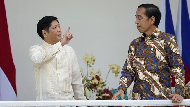 presiden jokowi harap filipina jadi langganan pesawat nc212i buatan ri 49483