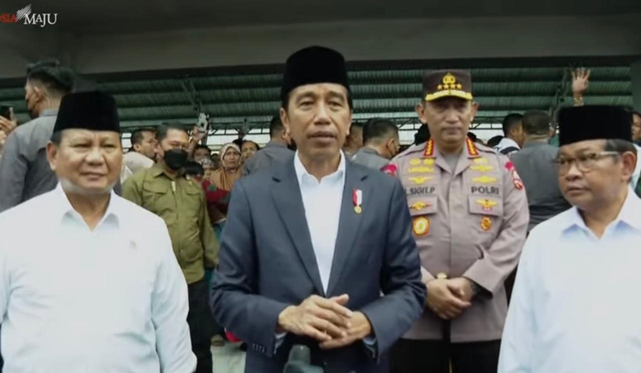 presiden jokowi kunjungi pasar tabalong cek harga bahan pokok 55729