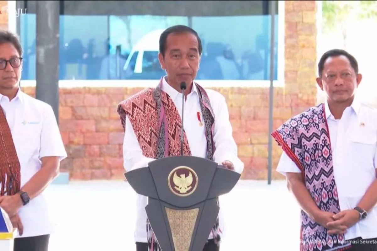 presiden jokowi minta menlu segera evakuasi wni dari lebanon 79474