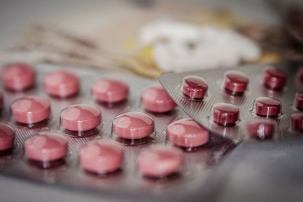 pria asal aceh nekat jual ratusan obat terlarang di serang 50008