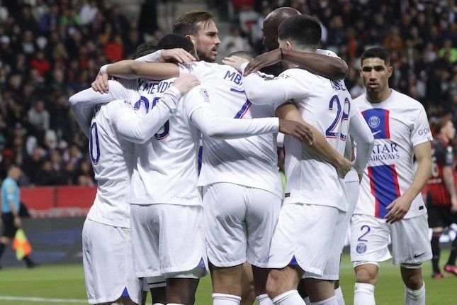 psg kokoh di puncak usai kalahkan nice 2 0 56543