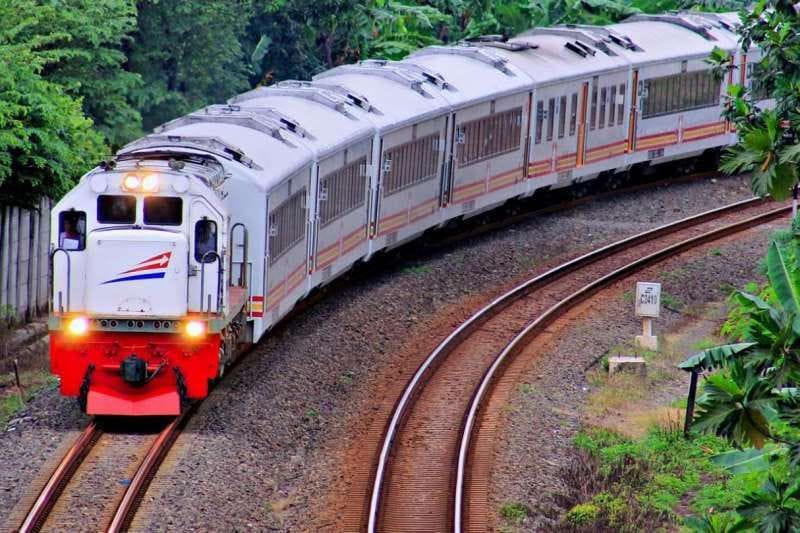 pt kai buka pemesanan tiket kereta api jarak jauh untuk lebaran 55034