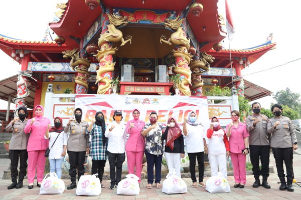 rayakan hari jadi ke 74 polwan ri gelar bakti religi di 6 rumah ibadah di tangerang kota 49233