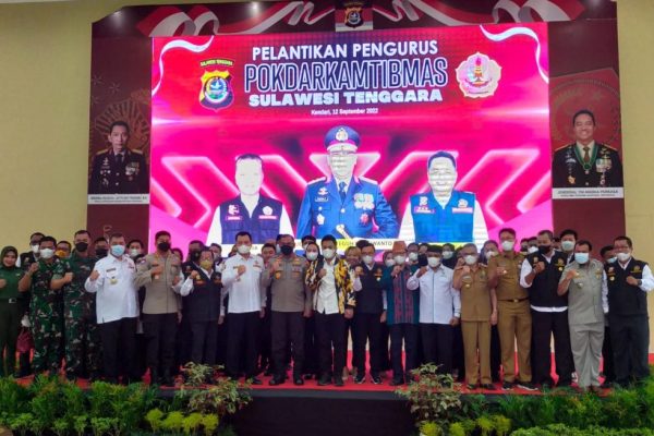 resmi dilantik rusmin abdul gani pimpin pokdarkamtibmas sultra 49714