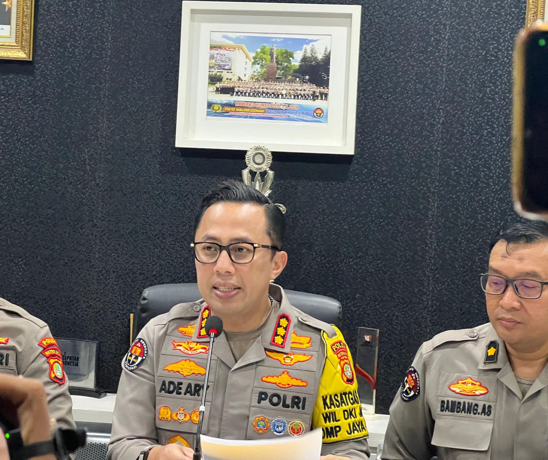 reza artamevia dilaporkan ke polda metro jaya 80950 1