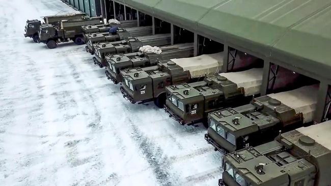 rusia ancam negara barat niat kirim senjata nuklir ke belarus 47827 1