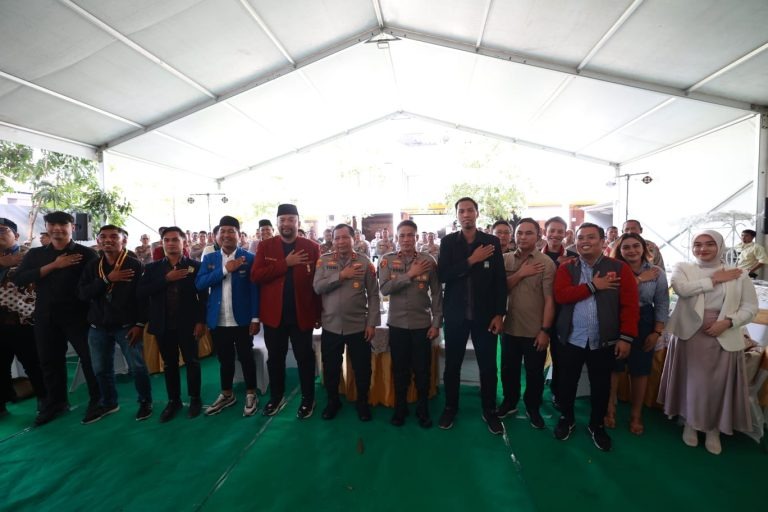 sambung roso kapolda jatim dan mahasiswa sinergi mewujudkan harkamtibmas dan pemilu damai 63934 1