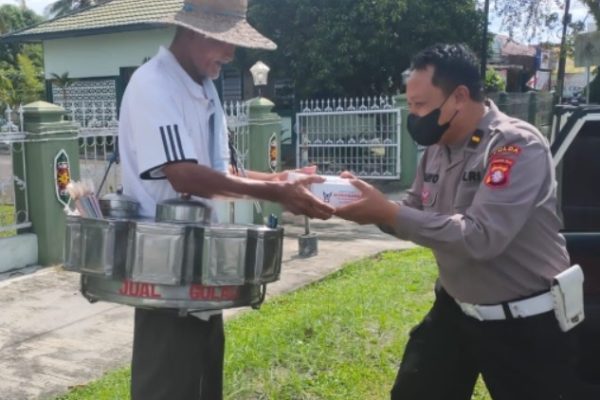 sambut hari jadi lalu lintas ke 67 ditlantas polda kalteng kembali bagikan 750 paket bansos kepada masyarakat 49889