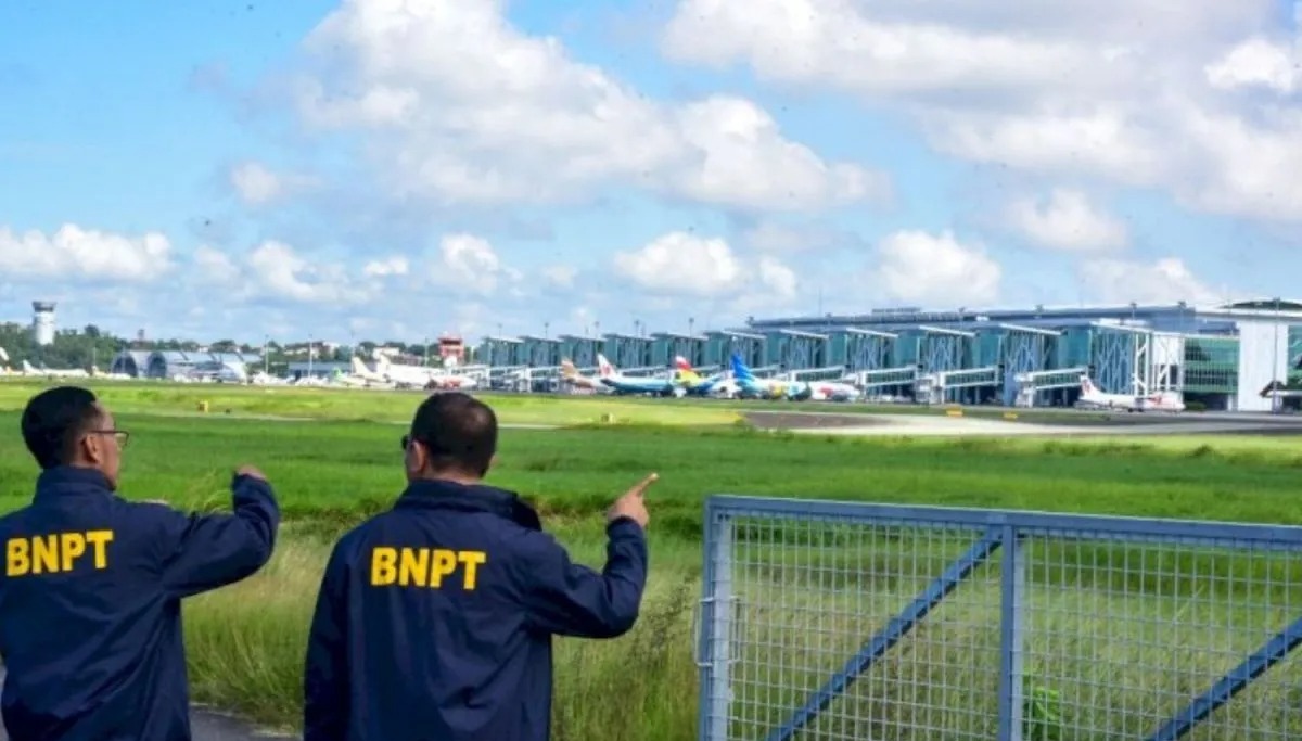 sambut hut ri di ikn bnpt perkuat sistem pengamanan di bandara sepinggan 75379