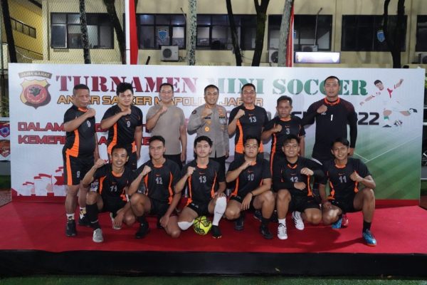 sambut hut ri ke 77 polda jabar gelar turnamen mini soccer kapolda cup 48979