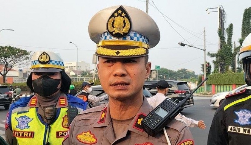 satlantas polres metro depok gelar penyeldiikan dugaan tabrak lari di sawangan 70801