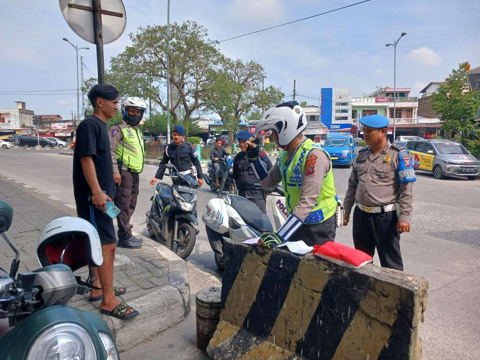 sebanyak 1 593 pelanggar lalu lintas tercatat dalam operasi patuh toba 2024 76559 1