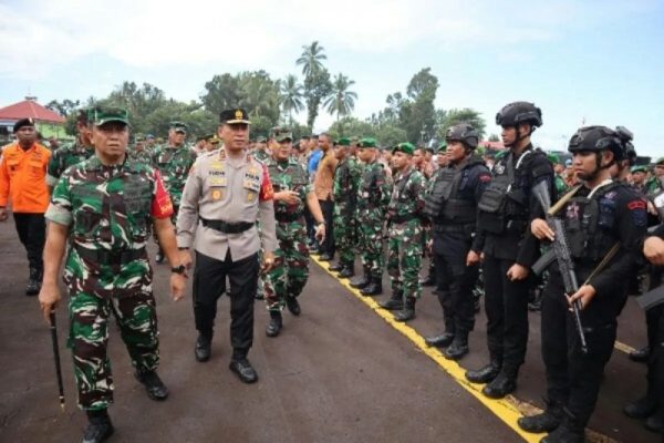 sebanyak 1 635 personel gabungan siap amankan kunker presiden di sulut 70512