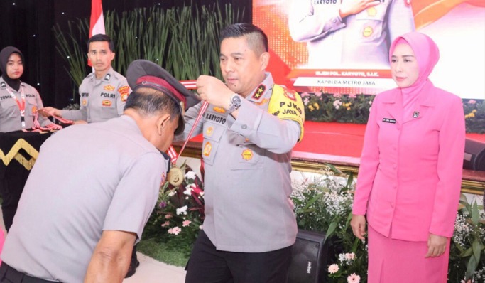 sebanyak 202 personel dilepas kapolda metro harap purnawirawan jadi teladan panutan 80366