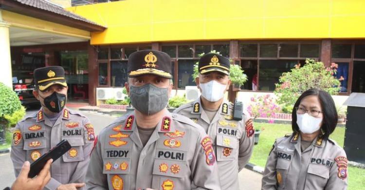 selama 15 hari polda sumbar berhasil amankan 121 orang terkait kasus perjudian 48965 1