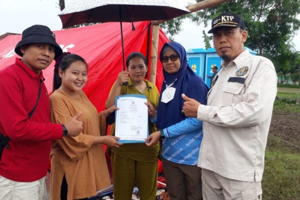 sinergitas satgas gabungan dukcapil layani warga terdampak gempa cianjur 51964