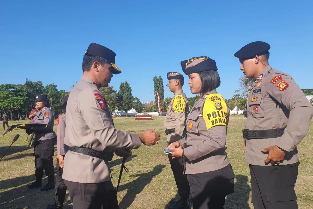 tekan kriminalitas di bali kapolda lantik 3 956 polisi banjar 62187