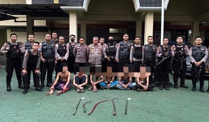 tim perintis presisi polres metro jakarta pusat tangkap enam remaja dan sita sajam 74388