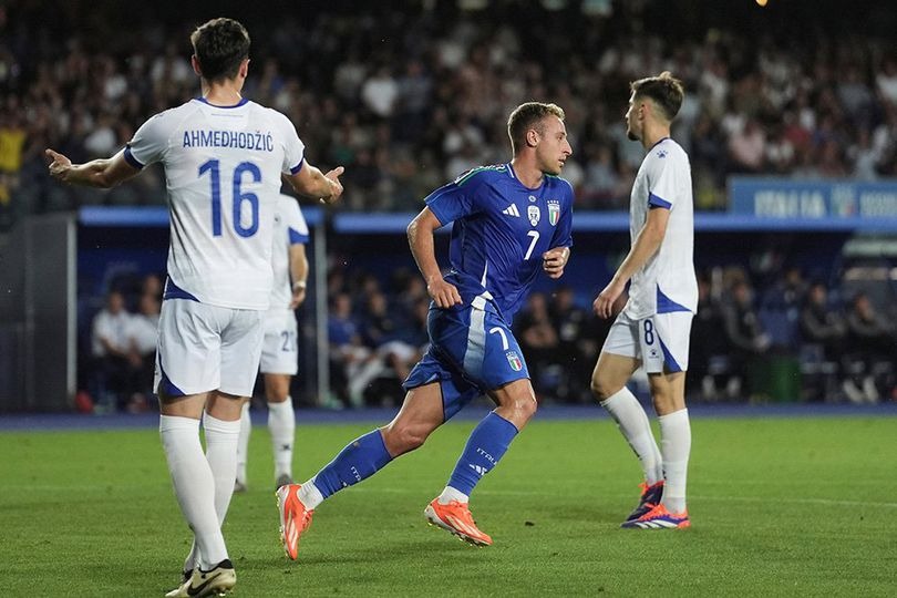 timnas italia menang tipis 1 0 atas bosnia herzegovina 75055