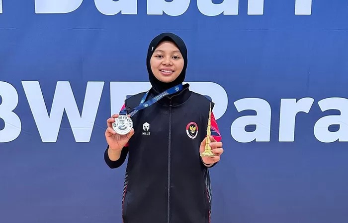 tunggal putri badminton indonesia qonitah raih perak di paralimpiade 78360