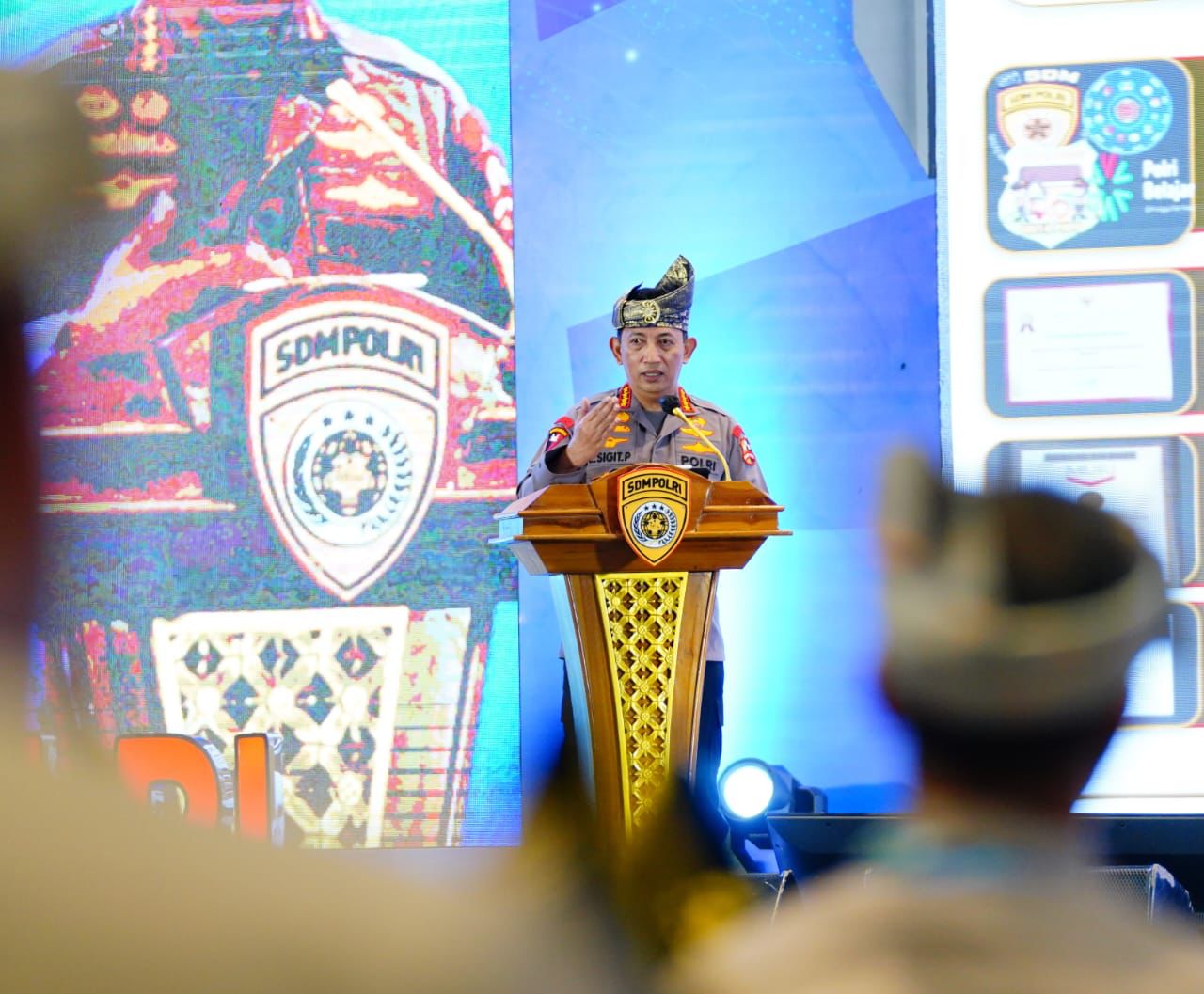 tutup rakernis sdm polri kapolri ingatkan perintah presiden 55775
