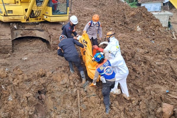 update tim sar gabungan kembali temukan 1 jenazah korban gempa cianjur 52524