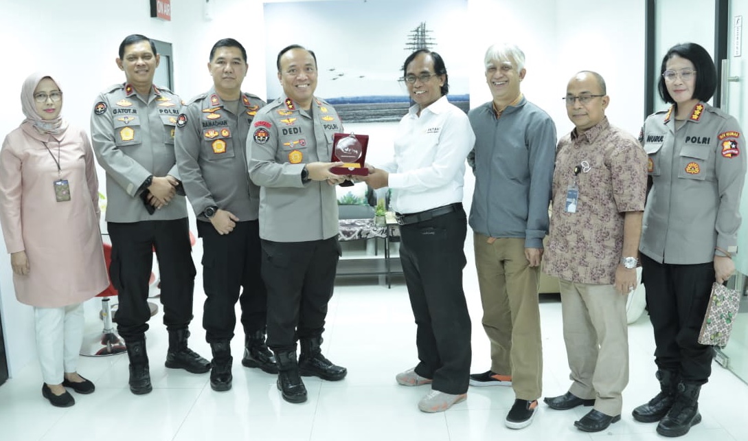 visit ke lkbn antara polri terus bersinergi dengan media massa 53428