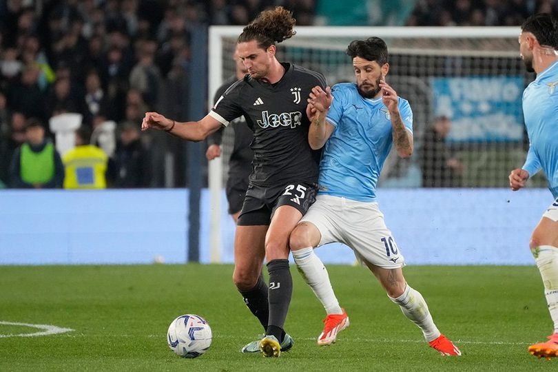 walaupun kalah dari lazio juventus berhasil lolos ke final coppa italia dengan agg 3 2 73013 1