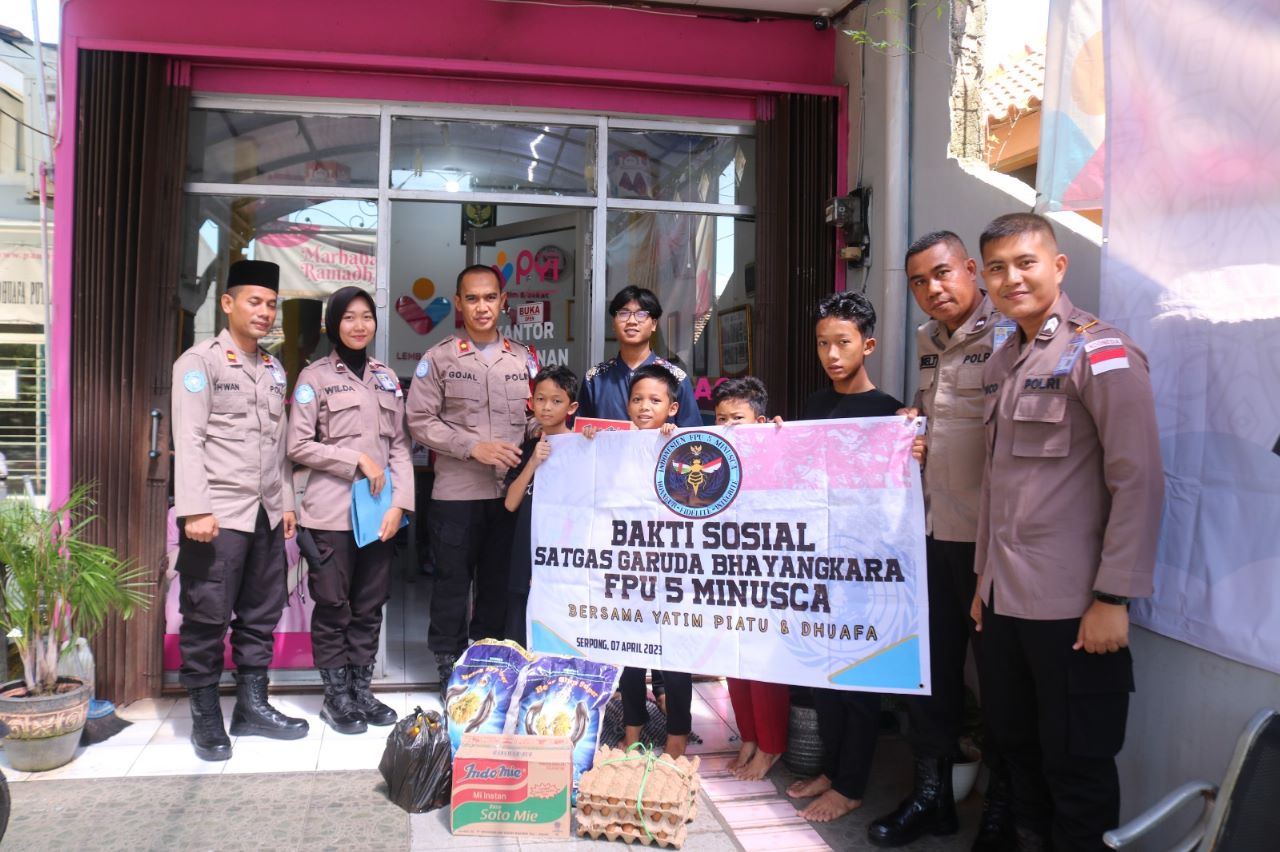 wujudkan rasa syukur satgas fpu 5 minusca lakukan bakti sosial dan bagikan takjil ke masyarakat 56537