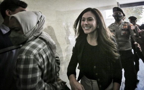 wulan mengaku senang bisa berikan penjelasan soal dugaan promosi judi online 63616