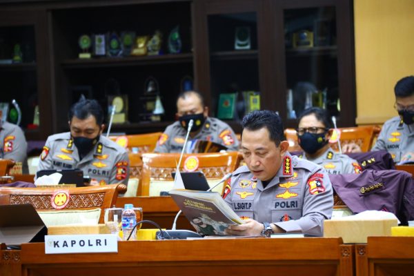1 tahun kapolri setapak perubahan wujudkan pelayanan masyarakat yang terbaik 23034