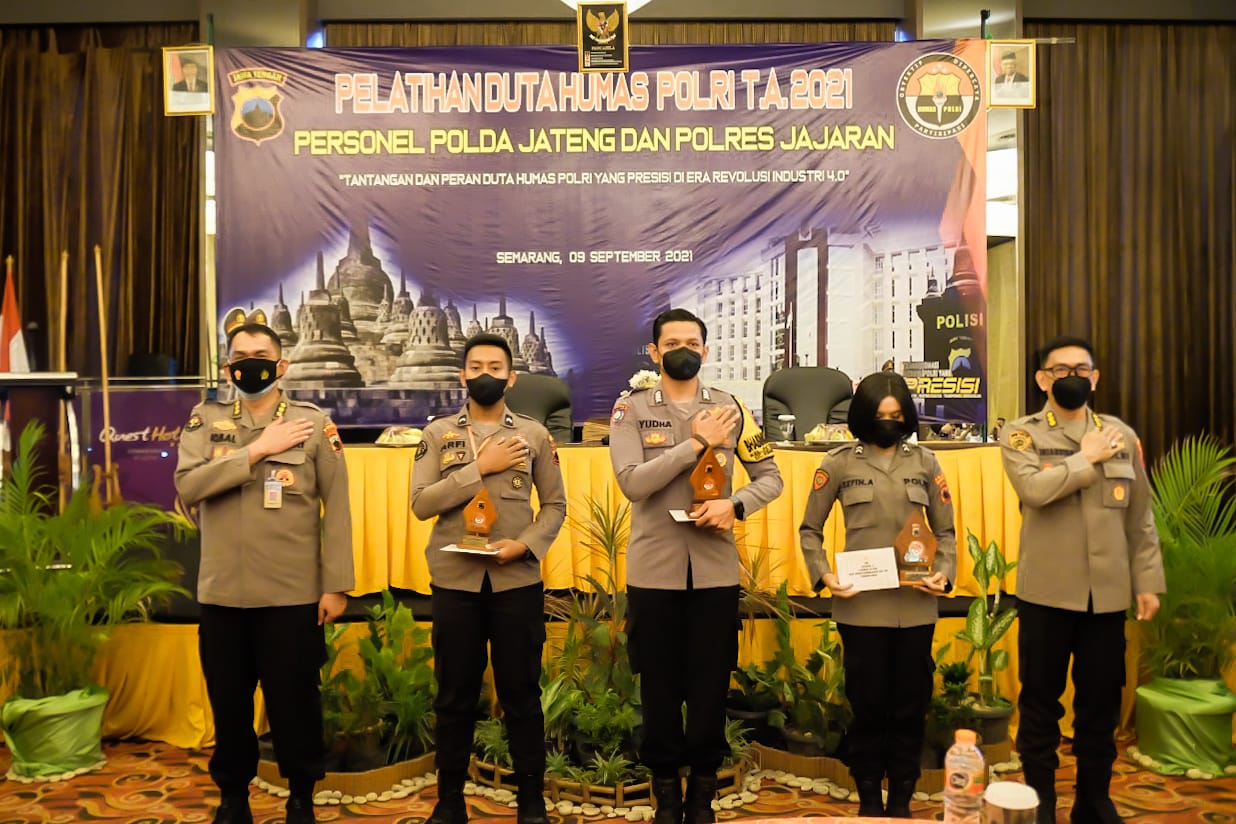155 anggota polda jateng ikuti pelatihan duta humas 37156