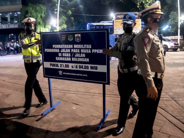 2 hari pembatasan mobilitas di jakarta polisi klaim berjalan baik 29019