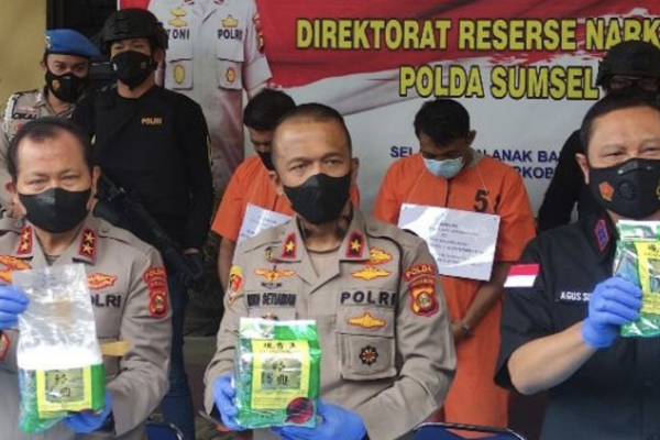 44 pengedar jaringan narkoba antar provinsi berhasil diringkus ditresnarkoba polda sumsel 17679