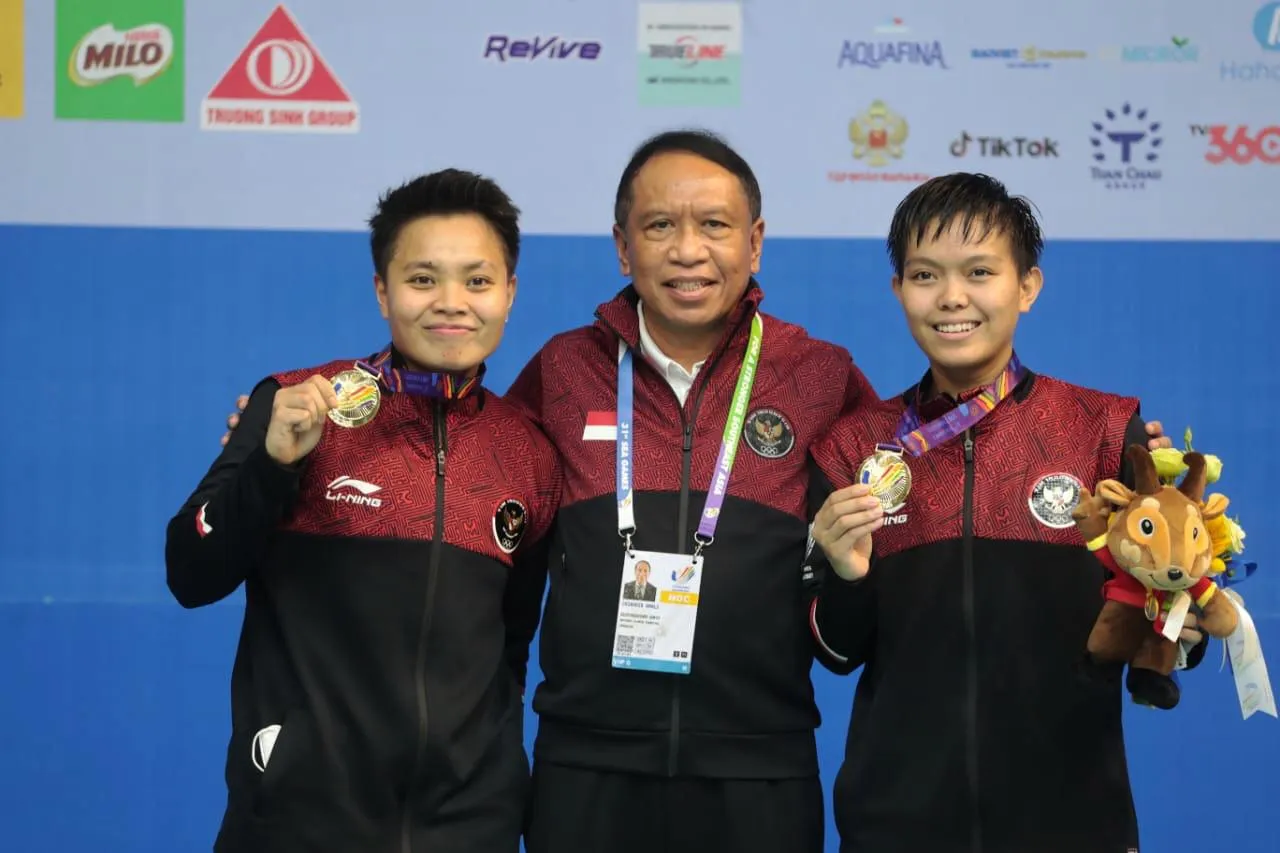 4918Menpora Amali Senang Pasangan Baru Ganda Putri Apriyani Fadia Ukir Emas di SEA Games 2021 Vietnam 1