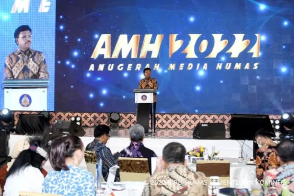 AMH 2022