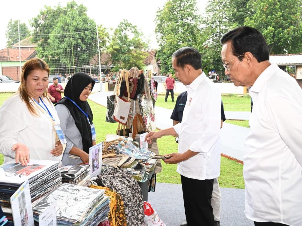 Beli Produk Nasabah Mekaar Presiden Sangat Bagus dan Kompetitif 1024x768 1