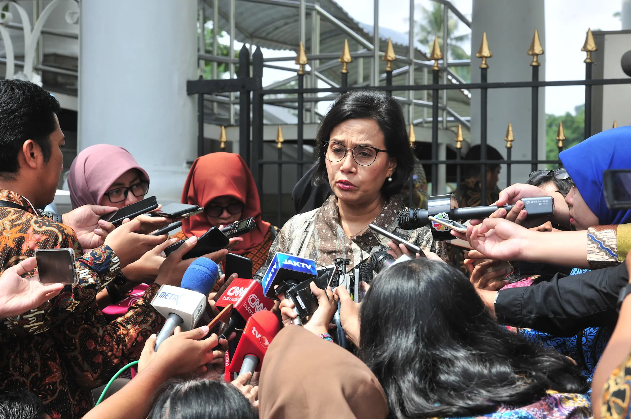 Bu Sri M