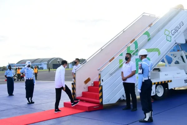JOKOWI KUNKER KE MALUT