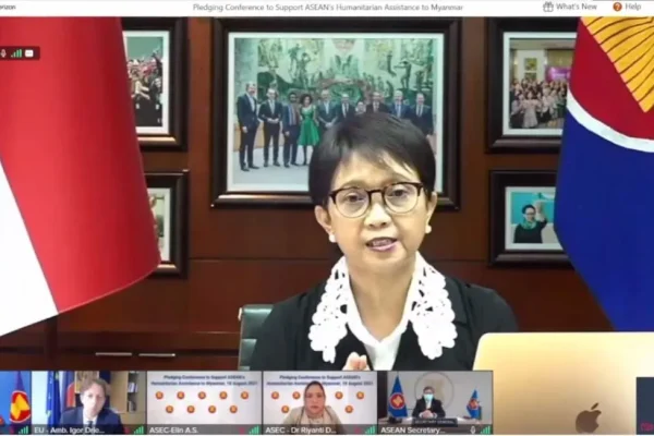 MENLU RETNO MARSUDI